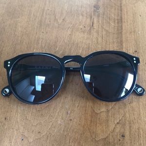 RAEN Navy Remmy Sunglasses